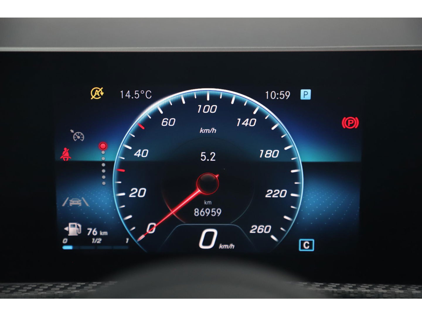 Mercedes-Benz A-Klasse 160 Advantage Widescreen Full LED Sportstoelen Navigatie Camera Clima Cruise Carplay android 17 inch LMV Lane Assist Parkeersensor