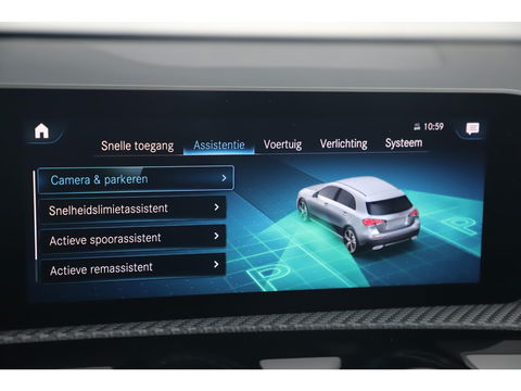 Mercedes-Benz A-Klasse 160 Advantage Widescreen Full LED Sportstoelen Navigatie Camera Clima Cruise Carplay android 17 inch LMV Lane Assist Parkeersensor