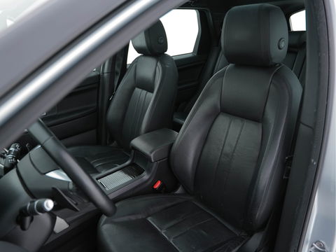 Land Rover Discovery Sport 2.0 TD4 AWD Urban Series SE Dynamic Aut. *PANO | FULL-LEATHER | XENON | CAMERA | NAVI-FULLMAP | MERIDIAN-AUDIO | ECC | PDC | CRUISE | LANE-ASSIST | 19"ALU*