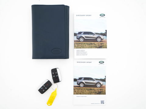 Land Rover Discovery Sport 2.0 TD4 AWD Urban Series SE Dynamic Aut. *PANO | FULL-LEATHER | XENON | CAMERA | NAVI-FULLMAP | MERIDIAN-AUDIO | ECC | PDC | CRUISE | LANE-ASSIST | 19"ALU*