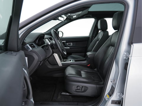 Land Rover Discovery Sport 2.0 TD4 AWD Urban Series SE Dynamic Aut. *PANO | FULL-LEATHER | XENON | CAMERA | NAVI-FULLMAP | MERIDIAN-AUDIO | ECC | PDC | CRUISE | LANE-ASSIST | 19"ALU*