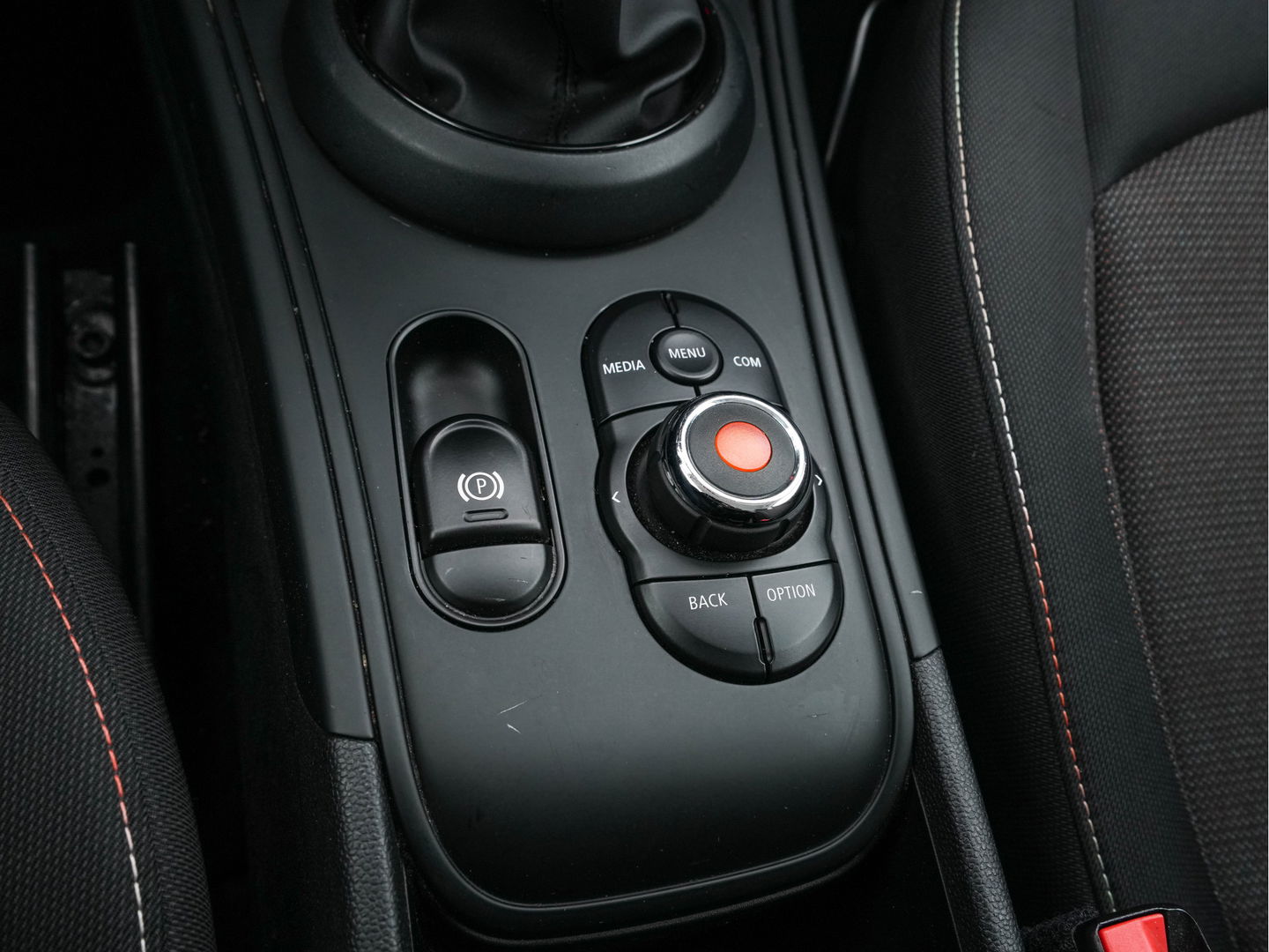 MINI Countryman 1.5 One *AIRCO | CRUISE | PDC | APP-CONNECT | AMBIENT-LIGHT | COMFORT-SEATS | 16"ALU*