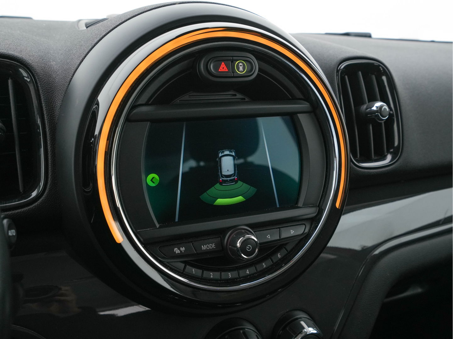 MINI Countryman 1.5 One *AIRCO | CRUISE | PDC | APP-CONNECT | AMBIENT-LIGHT | COMFORT-SEATS | 16"ALU*
