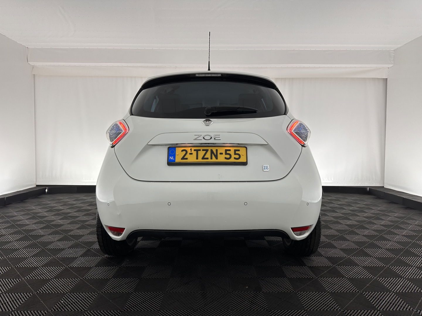 Renault ZOE Q210 Zen Quickcharge R-Link-Pack 22 kWh (ex Accu) [ 3-Fase ] Aut. *NAVI-FULLMAP | DIGI-COCKPIT | LED-LIGHTS | KEYLESS | COMFORT-SEATS | ECC | PDC | CRUISE | 17''ALU*