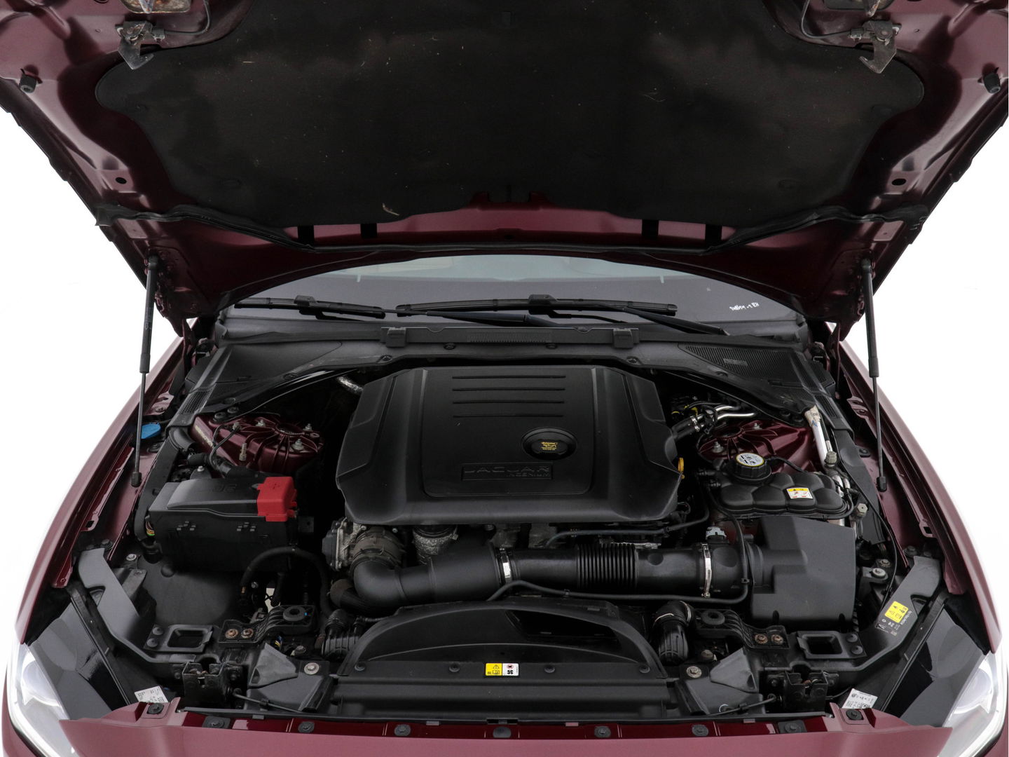 Jaguar XE 2.0 D Portfolio Premium-Business-Pack Aut. *FULL-LEATHER | NAVI-FULLMAP | BI-XENON | CAMERA | ECC | PDC | CRUISE | LANE-ASSIST*