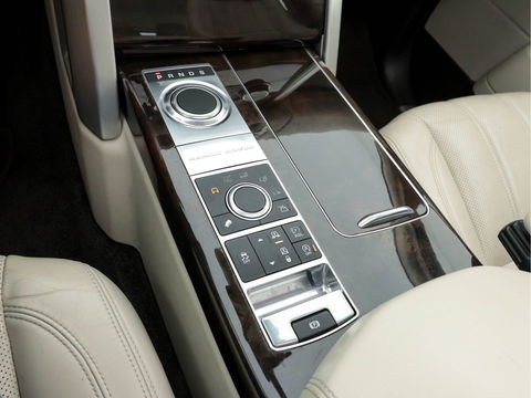 Land Rover Range Rover 3.0 TDV6 Vogue Aut. *PANO | FULL-LEATHER | NAVI-FULLMAP | DIGI-COCKPIT | SURROUND-VIEW | BI-XENON | MERIDIAN-AUDIO | MEMORY | AIR SUSPENSION*