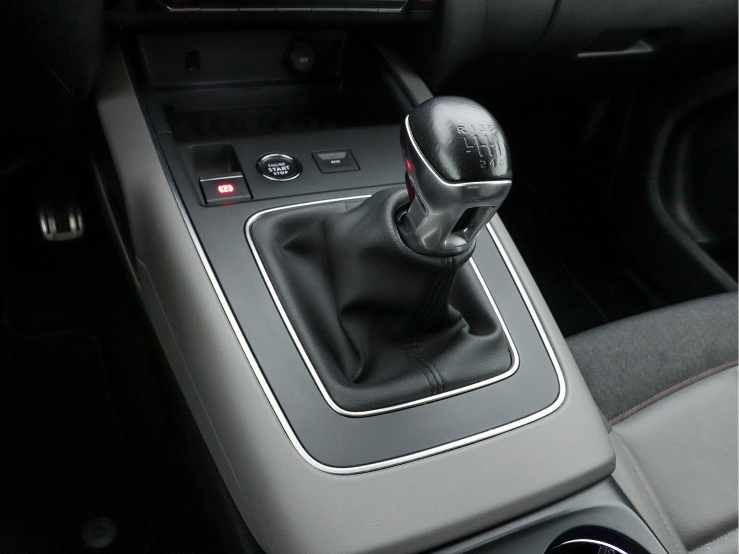 Citroën C5 Aircross 1.5 BlueHDI Business-Plus Park-Assist-Pack *NAVI-FULLMAP | FULL-LED | KEYLESS | 1/2-LEATHER | SURROUD-VIEW | ECC | PDC | CRUISE | DAB | DIGI-COCKPIT | APP-CONNECT | LANE-ASSIST *