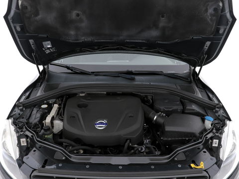 Volvo XC60 2.0 D4 FWD R-Design Business Pack Connect Aut. *NAVI-FULLMAP | LEATHER-ALCANTARA | ECC | PDC | CRUISE*