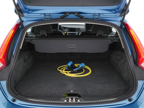 Volvo V60 2.4 D6 AWD Plug-In Hybrid Momentum Aut. *NAVI-FULLMAP | 1/2-LEATHER | ECC | PDC | CRUISE | COMFORT-SEATS | 17"ALU*