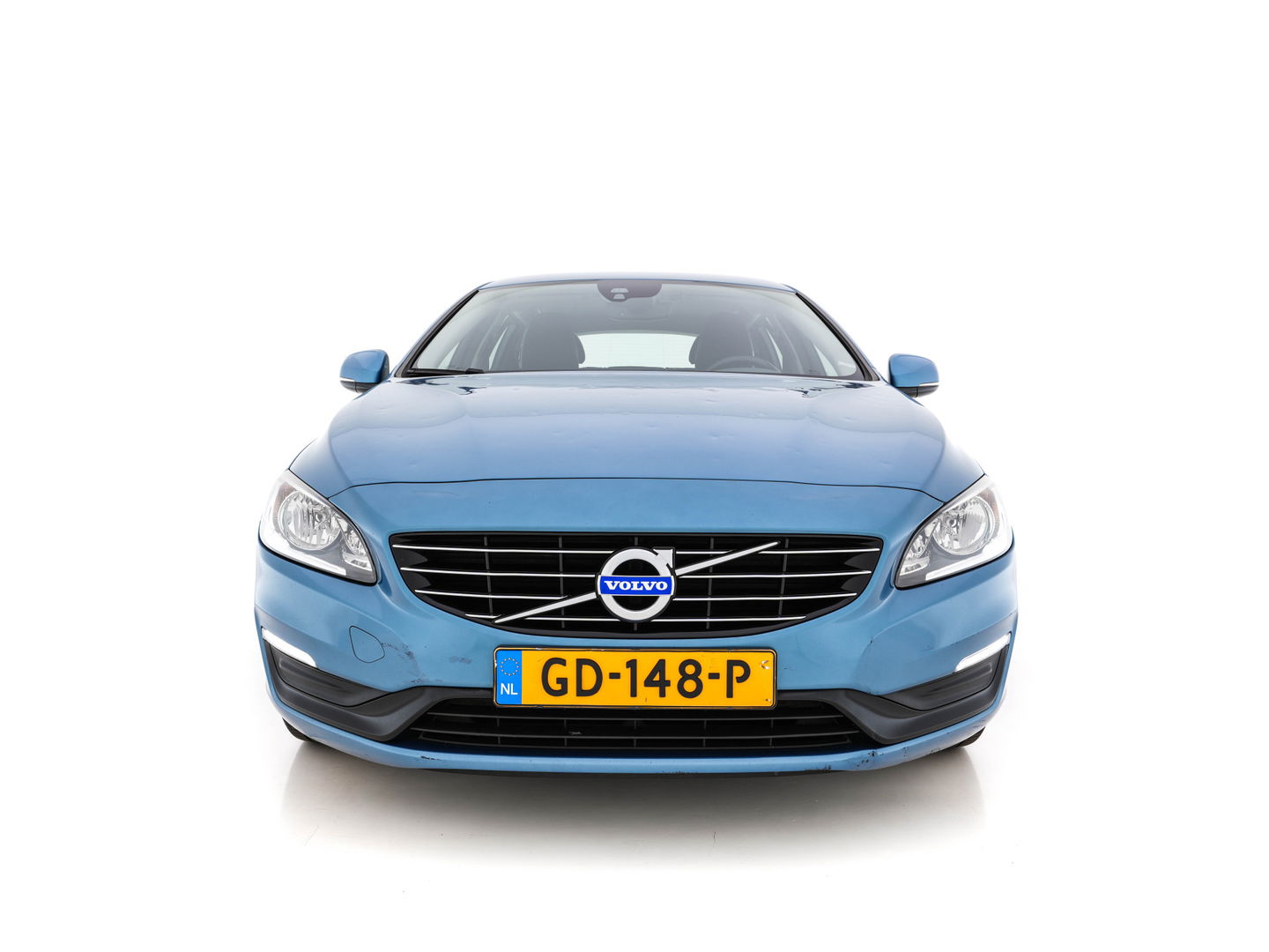 Volvo V60 2.4 D6 AWD Plug-In Hybrid Momentum Aut. *NAVI-FULLMAP | 1/2-LEATHER | ECC | PDC | CRUISE | COMFORT-SEATS | 17"ALU*