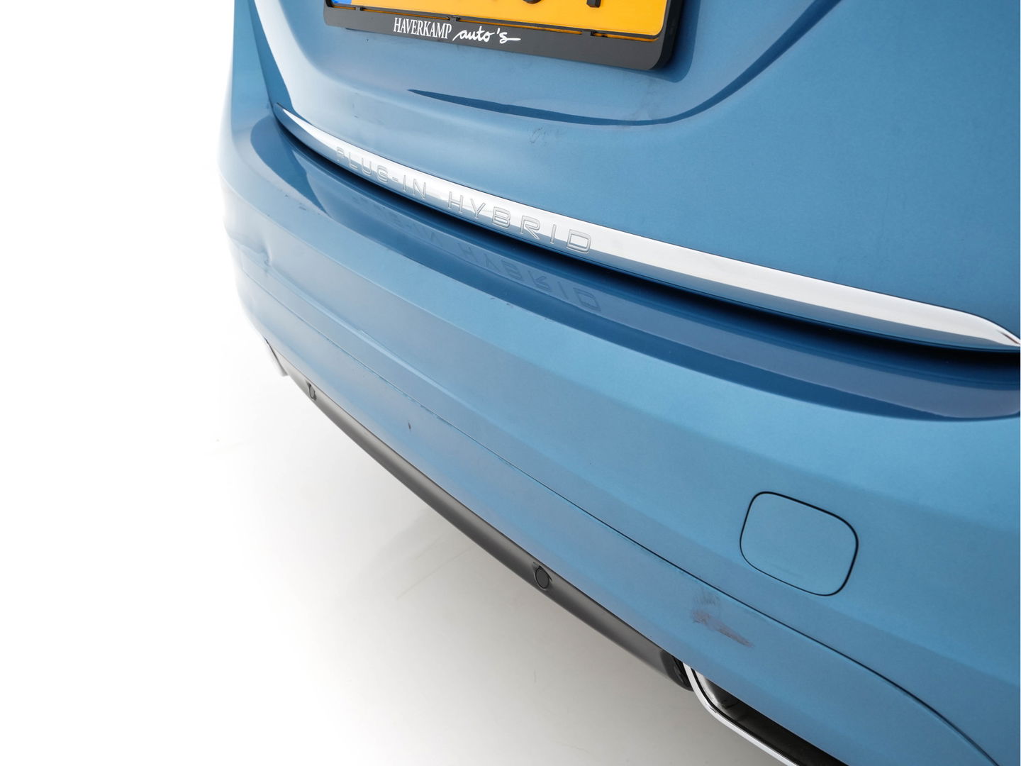 Volvo V60 2.4 D6 AWD Plug-In Hybrid Momentum Aut. *NAVI-FULLMAP | 1/2-LEATHER | ECC | PDC | CRUISE | COMFORT-SEATS | 17"ALU*