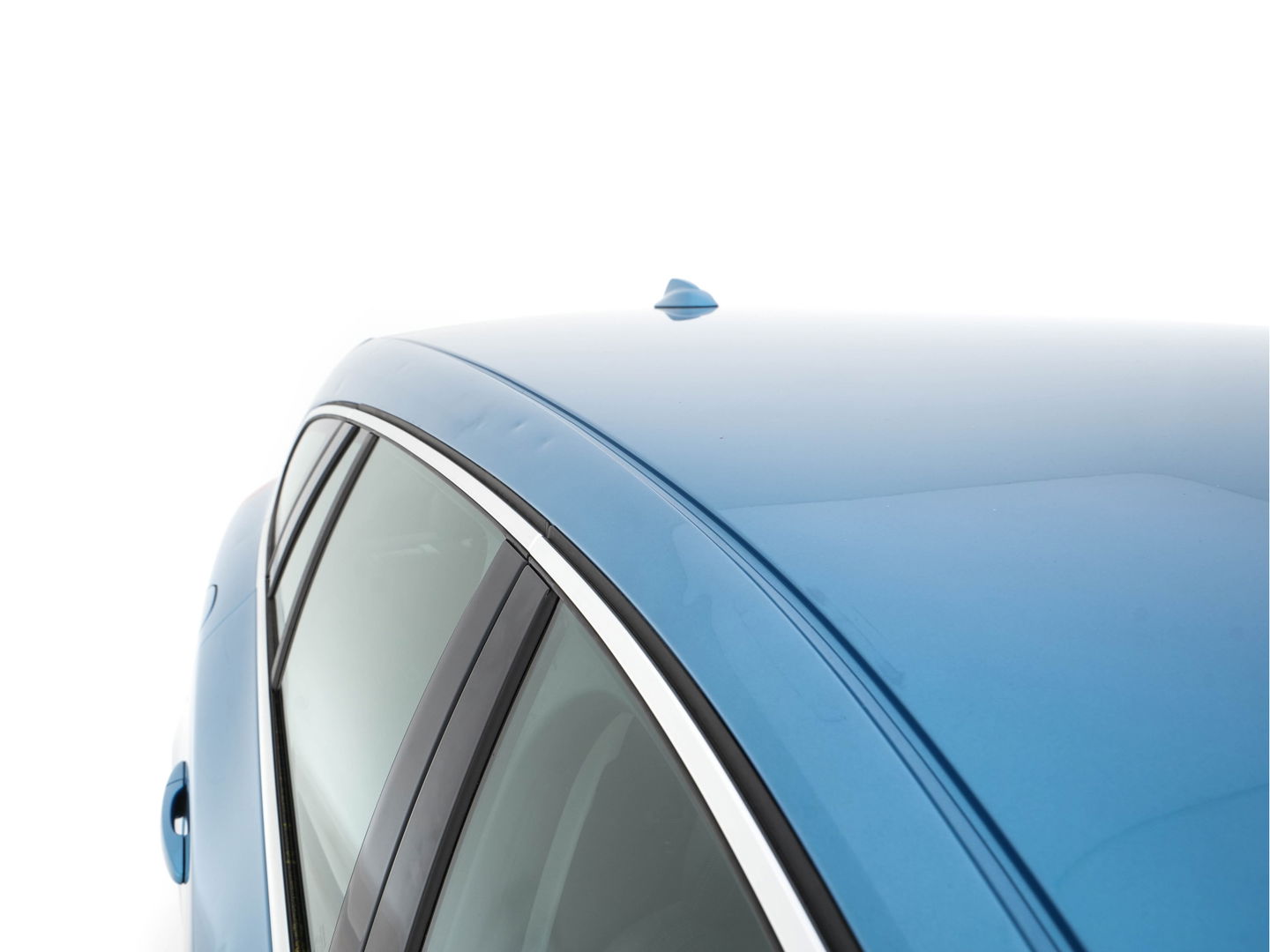 Volvo V60 2.4 D6 AWD Plug-In Hybrid Momentum Aut. *NAVI-FULLMAP | 1/2-LEATHER | ECC | PDC | CRUISE | COMFORT-SEATS | 17"ALU*