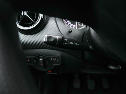 Mercedes-Benz GLA 200 CDI Ambition NAVI -FULLMAP | AIRCO | PDC | CRUISE | COMFORT-SEATS | 17"ALU*