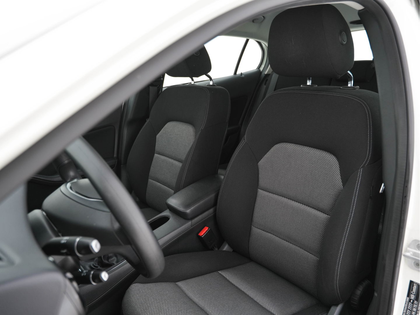 Mercedes-Benz GLA 200 CDI Ambition NAVI -FULLMAP | AIRCO | PDC | CRUISE | COMFORT-SEATS | 17"ALU*