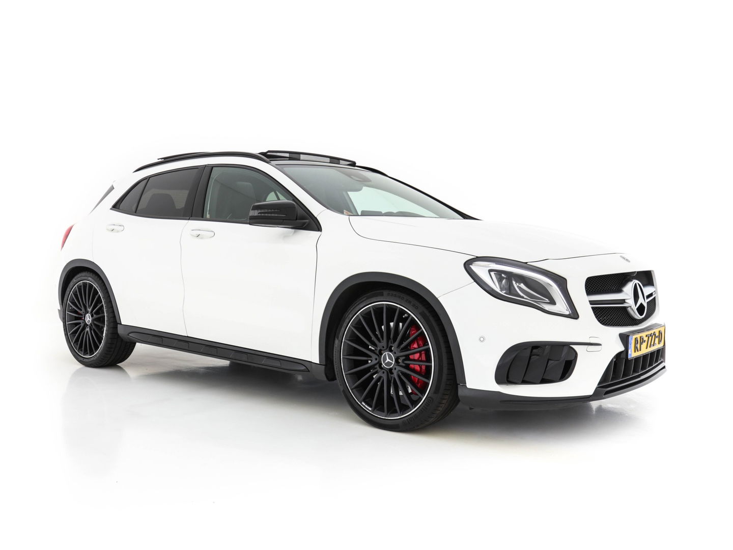 Mercedes-Benz GLA 45 AMG 4 Matic Premium-Plus Aut *PANO | RECARO-NAPPA-LEATHER | KEYLESS | HARMAN/KARDON-AUDIO | FULL-LED | CAMERA | BLIND-SPOT | ECC | PDC | CRUISE | MEMORY | SPORT-SEATS | AMBIENTE-LIGHT*