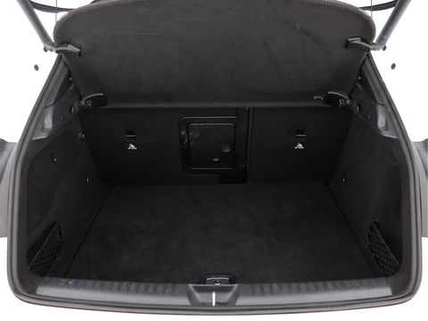 Mercedes-Benz GLA 45 AMG 4 Matic Premium-Plus Aut *PANO | RECARO-NAPPA-LEATHER | KEYLESS | HARMAN/KARDON-AUDIO | FULL-LED | CAMERA | BLIND-SPOT | ECC | PDC | CRUISE | MEMORY | SPORT-SEATS | AMBIENTE-LIGHT*