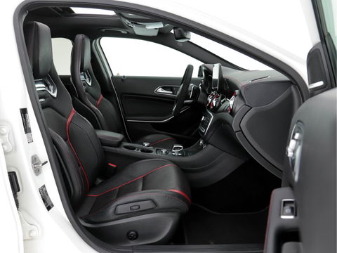 Mercedes-Benz GLA 45 AMG 4 Matic Premium-Plus Aut *PANO | RECARO-NAPPA-LEATHER | KEYLESS | HARMAN/KARDON-AUDIO | FULL-LED | CAMERA | BLIND-SPOT | ECC | PDC | CRUISE | MEMORY | SPORT-SEATS | AMBIENTE-LIGHT*