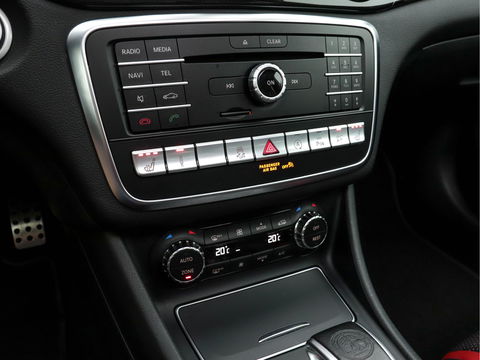 Mercedes-Benz GLA 45 AMG 4 Matic Premium-Plus Aut *PANO | RECARO-NAPPA-LEATHER | KEYLESS | HARMAN/KARDON-AUDIO | FULL-LED | CAMERA | BLIND-SPOT | ECC | PDC | CRUISE | MEMORY | SPORT-SEATS | AMBIENTE-LIGHT*