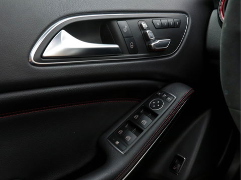 Mercedes-Benz GLA 45 AMG 4 Matic Premium-Plus Aut *PANO | RECARO-NAPPA-LEATHER | KEYLESS | HARMAN/KARDON-AUDIO | FULL-LED | CAMERA | BLIND-SPOT | ECC | PDC | CRUISE | MEMORY | SPORT-SEATS | AMBIENTE-LIGHT*