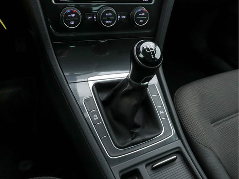 Volkswagen GOLF Variant 1.6 TDI Comfortline Executive-Pack *ACC | NAVI-FULLMAP | ECC | PDC| CRUISE | PARKPILOT | DAB*