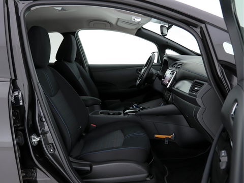 Nissan Leaf 2.ZERO EDITION 40 kWh (INCL-BTW) Aut. *ADAPTIVE-CRUISE | KEYLESS | NAVI-FULLMAP | SURROUND-VIEW | DAB | ECC | PDC | DIGI-COCKPIT | APP-CONNECT | COMFORT-SEATS | 17"ALU*