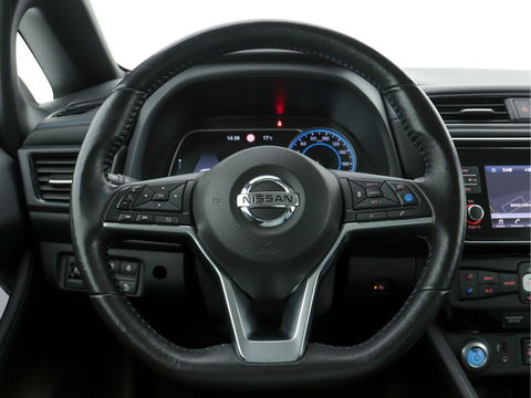 Nissan Leaf 2.ZERO EDITION 40 kWh (INCL-BTW) Aut. *ADAPTIVE-CRUISE | KEYLESS | NAVI-FULLMAP | SURROUND-VIEW | DAB | ECC | PDC | DIGI-COCKPIT | APP-CONNECT | COMFORT-SEATS | 17"ALU*