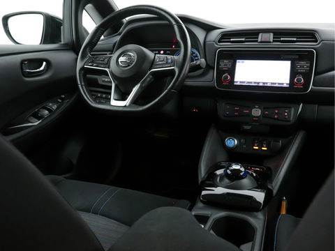 Nissan Leaf 2.ZERO EDITION 40 kWh (INCL-BTW) Aut. *ADAPTIVE-CRUISE | KEYLESS | NAVI-FULLMAP | SURROUND-VIEW | DAB | ECC | PDC | DIGI-COCKPIT | APP-CONNECT | COMFORT-SEATS | 17"ALU*
