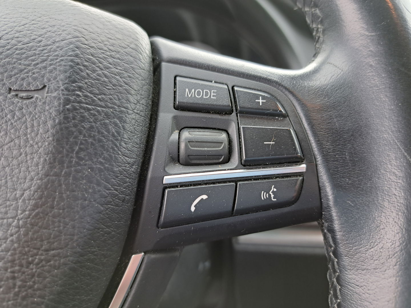 BMW 5 Serie Gran Turismo 535xd High Executive [ MOTOR-DEFECT ] Aut. *LUXURY-LEATHER | NAVI-FULLMAP |  BI-XENON | HIFI-SOUND | ECC | LANE-ASSIST | ADAPTIVE-CRUISE | PDC | CAMERA | TOWBAR | HEATED-SPORTSEATS | LANE-ASSIST | 19"ALU*