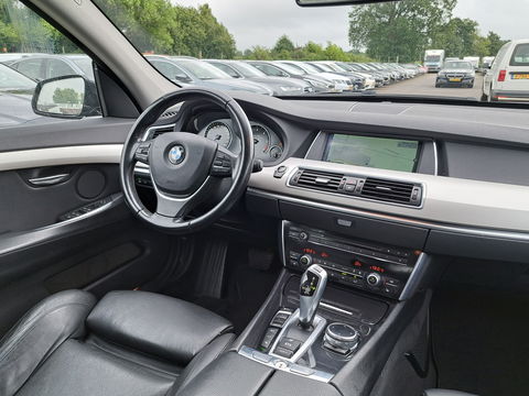 BMW 5 Serie Gran Turismo 535xd High Executive [ MOTOR-DEFECT ] Aut. *DAKOTA-FULL-LEATHER | NAVI-FULLMAP |  HIFI-SOUND | ECC | LANE-ASSIST | ADAPTIVE-CRUISE | PDC | CAMERA | TOWBAR | SPORT-SEATS | 19"ALU*