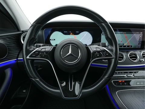 Mercedes-Benz E-Klasse Estate 300 de Business Solution Luxury Aut. *DIGI-COCKPIT | MULTIBEAM-LED | NAPPA-FULL-LEATHER | SURROUND-VIEW | KEYLESS | DAB | NAVI-FULLMAP | CRUISE | AMBIENT-LIGHT | SPORT-SEATS | 18"ALU*