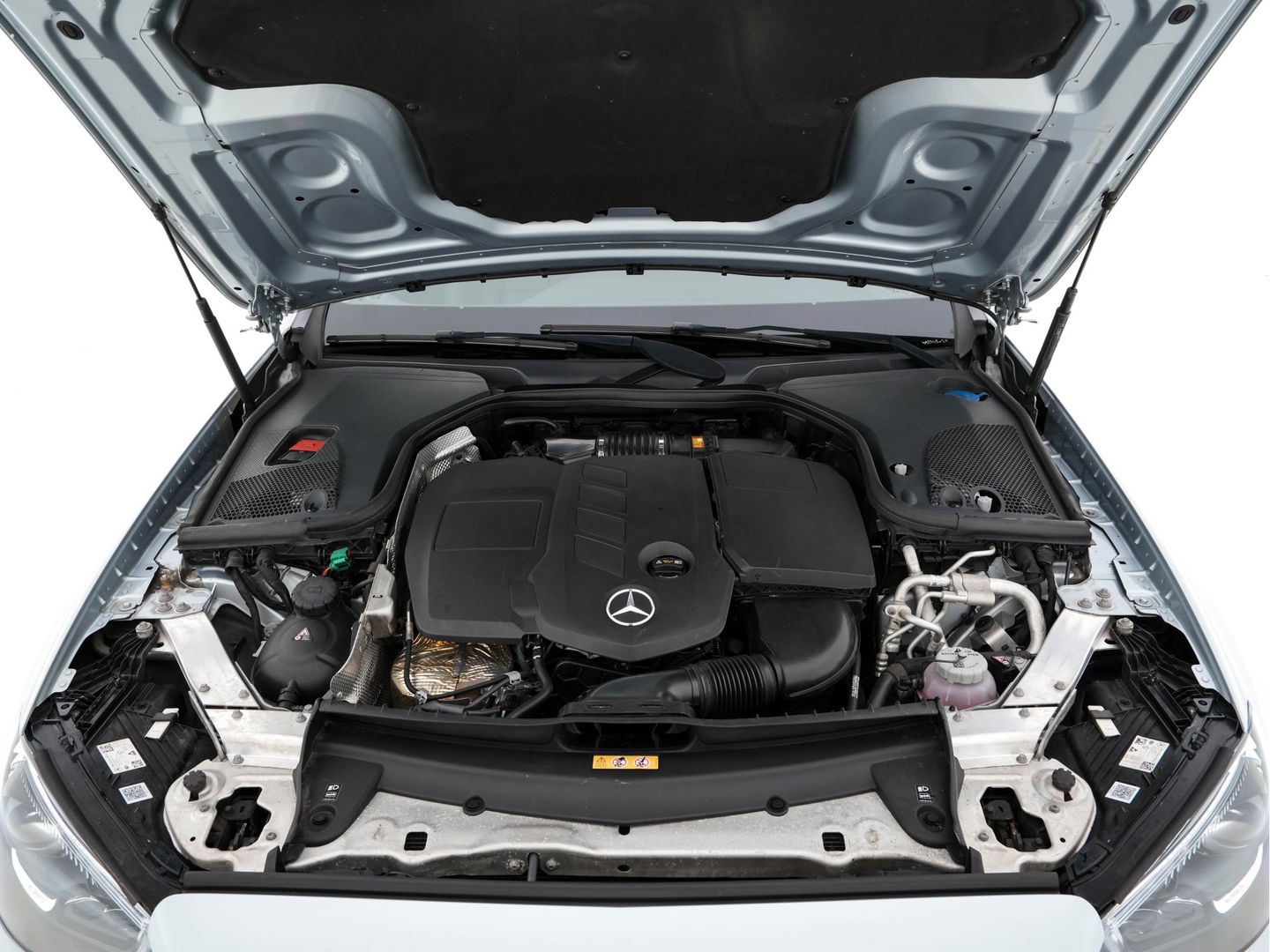 Mercedes-Benz E-Klasse Estate 300 de Business Solution Luxury Aut. *DIGI-COCKPIT | MULTIBEAM-LED | NAPPA-FULL-LEATHER | SURROUND-VIEW | KEYLESS | DAB | NAVI-FULLMAP | CRUISE | AMBIENT-LIGHT | SPORT-SEATS | 18"ALU*