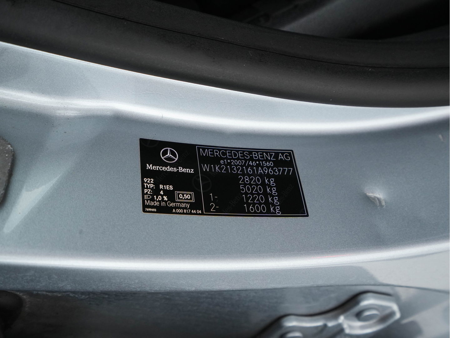 Mercedes-Benz E-Klasse Estate 300 de Business Solution Luxury Aut. *DIGI-COCKPIT | MULTIBEAM-LED | NAPPA-FULL-LEATHER | SURROUND-VIEW | KEYLESS | DAB | NAVI-FULLMAP | CRUISE | AMBIENT-LIGHT | SPORT-SEATS | 18"ALU*