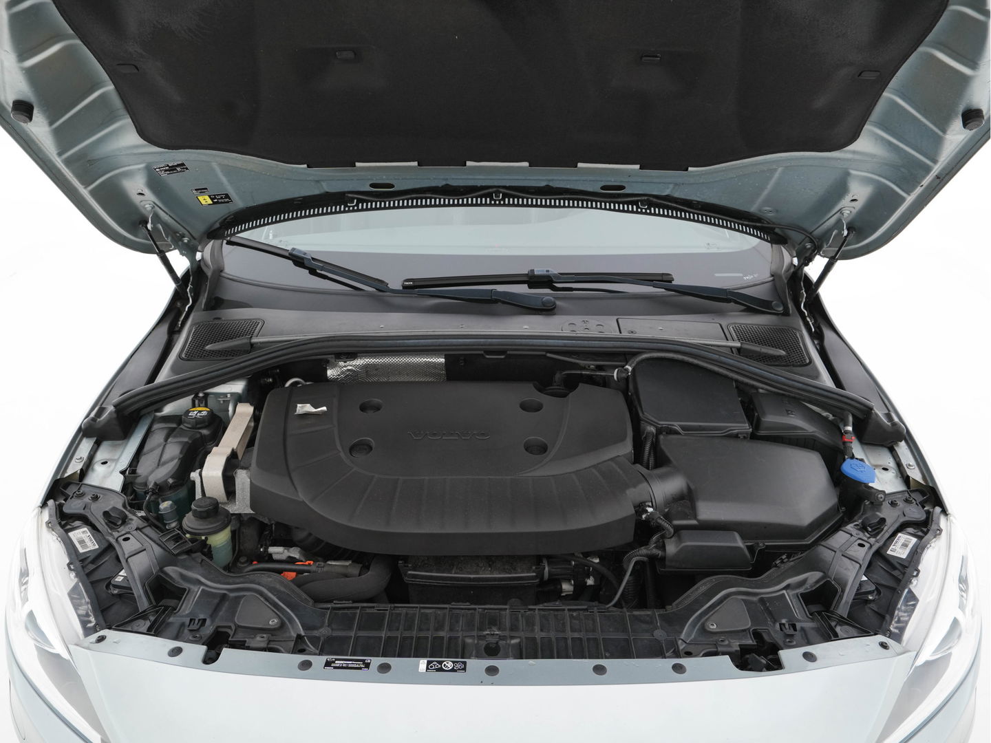 Volvo V60 2.4 D6 AWD Twin Engine Momentum Aut. *PANO | NAVI-FULLMAP | NAPPA-FULL-LEATHER | BI-XENON | CAMERA |  ECC | PDC | CRUISE | SPORT-SEATS | 18"ALU*