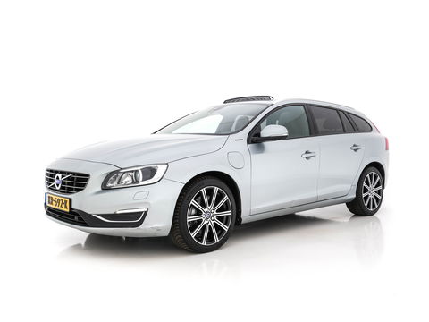Volvo V60 2.4 D6 AWD Twin Engine Momentum Aut. *PANO | NAVI-FULLMAP | NAPPA-FULL-LEATHER | BI-XENON | CAMERA |  ECC | PDC | CRUISE | SPORT-SEATS | 18"ALU*