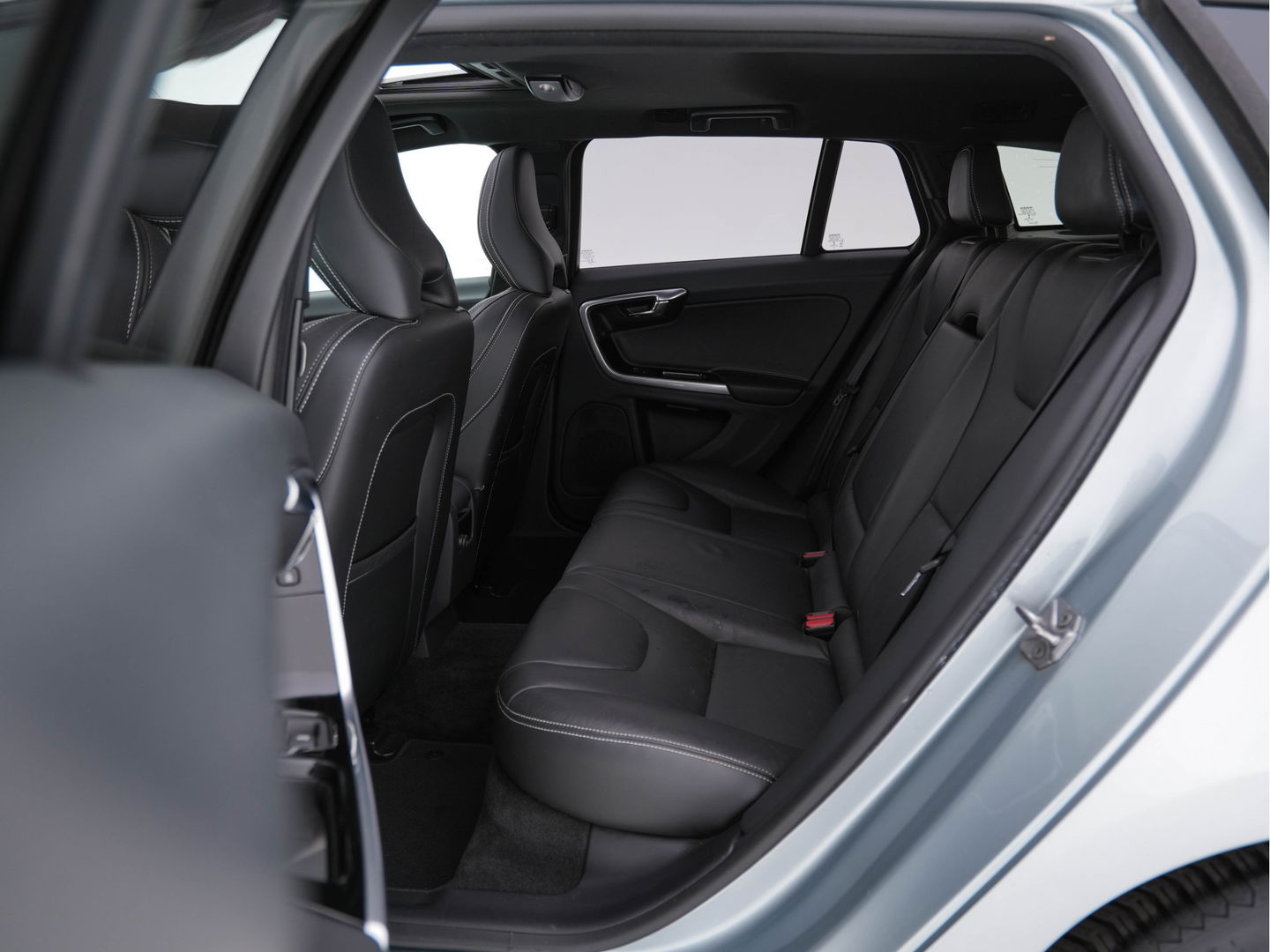Volvo V60 2.4 D6 AWD Twin Engine Momentum Aut. *PANO | NAVI-FULLMAP | NAPPA-FULL-LEATHER | BI-XENON | CAMERA |  ECC | PDC | CRUISE | SPORT-SEATS | 18"ALU*