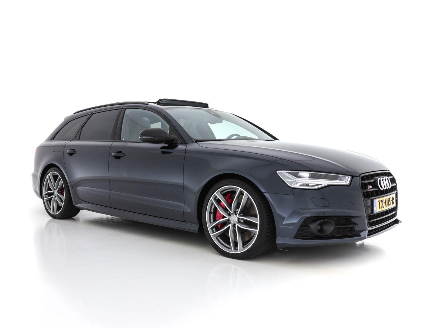 Audi S6 Avant 4.0 TFSI Pro Line Plus *PANO | RS-VALCONA-FULL-LEATHER  | ADAPTIVE-CRUISE | MATRIX-LED | CARBON-INT. | BOSE-SURROUND | DAB | AIR-SUSPENSION | CAMERA | NAVI-FULLMAP | ECC | PDC | MEMORY*