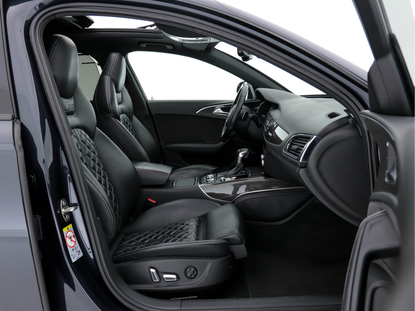 Audi S6 Avant 4.0 TFSI Pro Line Plus *PANO | RS-VALCONA-FULL-LEATHER  | ADAPTIVE-CRUISE | MATRIX-LED | CARBON-INT. | BOSE-SURROUND | DAB | AIR-SUSPENSION | CAMERA | NAVI-FULLMAP | ECC | PDC | MEMORY*