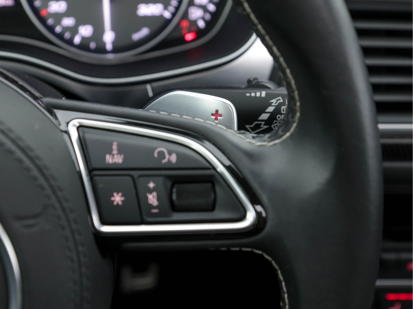 Audi S6 Avant 4.0 TFSI Pro Line Plus *PANO | RS-VALCONA-FULL-LEATHER | ADAPTIVE-CRUISE | MATRIX-LED | CARBON-INT. | BOSE-SURROUND | DAB | AIR-SUSPENSION | CAMERA | NAVI-FULLMAP | ECC | PDC | MEMORY*