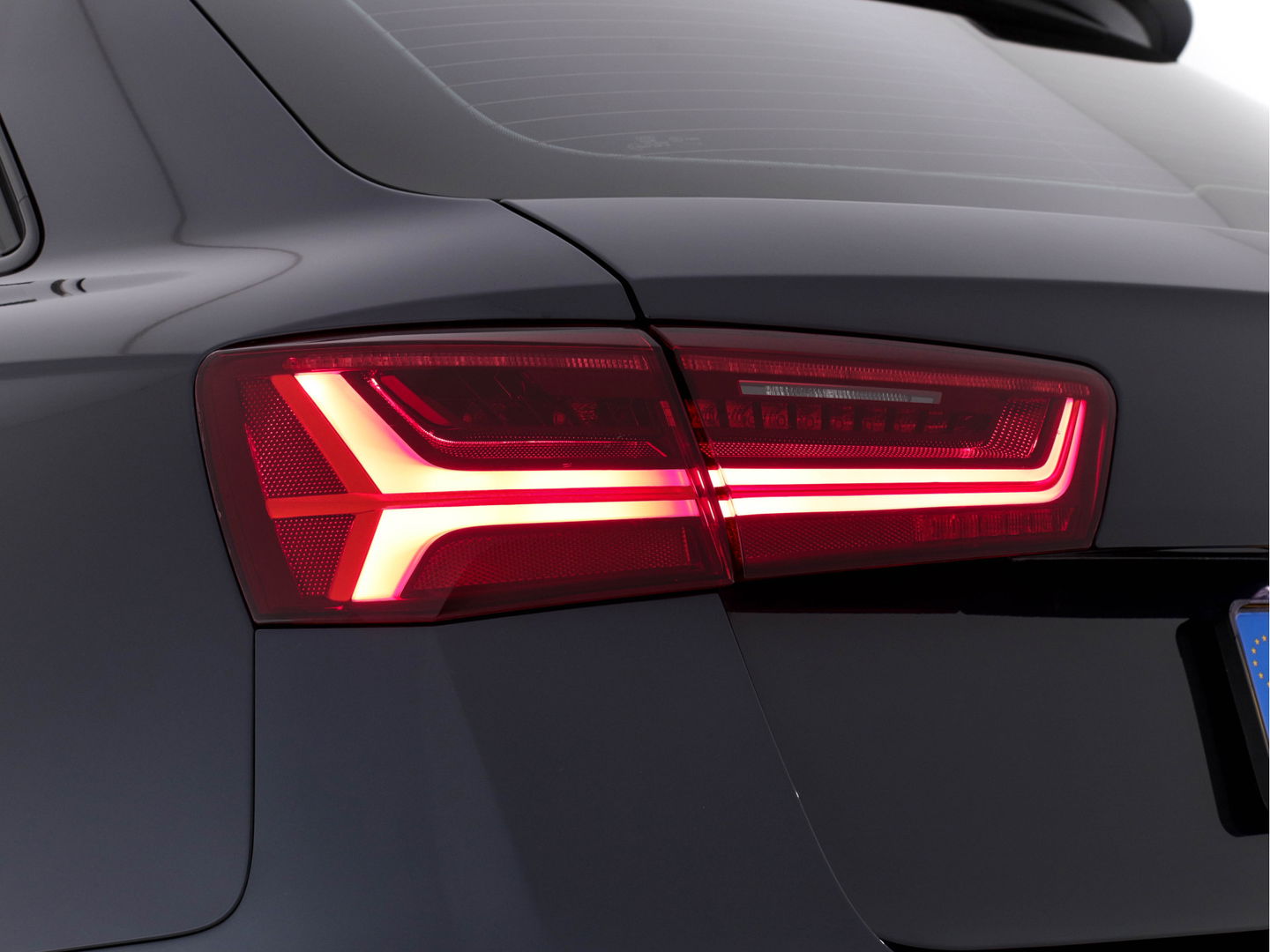 Audi S6 Avant 4.0 TFSI Pro Line Plus *PANO | RS-VALCONA-FULL-LEATHER  | ADAPTIVE-CRUISE | MATRIX-LED | CARBON-INT. | BOSE-SURROUND | DAB | AIR-SUSPENSION | CAMERA | NAVI-FULLMAP | ECC | PDC | MEMORY*