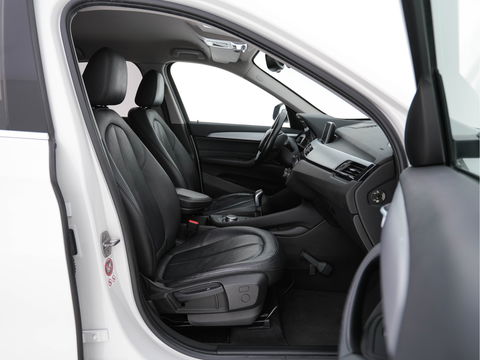 BMW X1 sDrive16d Centennial High Executive *DAKOTA-FULL-LEATHER | NAVI-FULLMAP | HIFI-SOUND | FULL-LED | HUD | DAB | ECC | PDC | CRUISE | COMFORT-SEATS | 17"ALU*