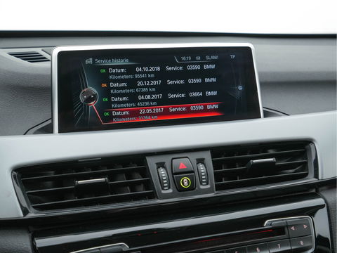 BMW X1 sDrive16d Centennial High Executive *DAKOTA-FULL-LEATHER | NAVI-FULLMAP | HIFI-SOUND | FULL-LED | HUD | DAB | ECC | PDC | CRUISE | COMFORT-SEATS | 17"ALU*