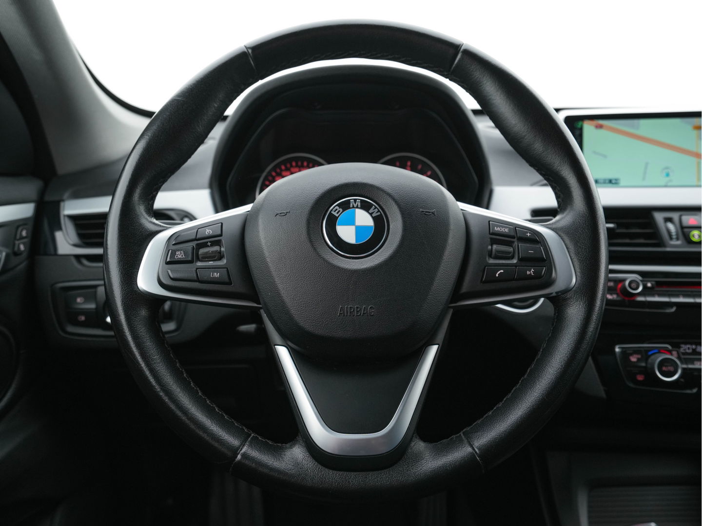 BMW X1 sDrive16d Centennial High Executive *DAKOTA-FULL-LEATHER | NAVI-FULLMAP | HIFI-SOUND | FULL-LED | HUD | DAB | ECC | PDC | CRUISE | COMFORT-SEATS | 17"ALU*
