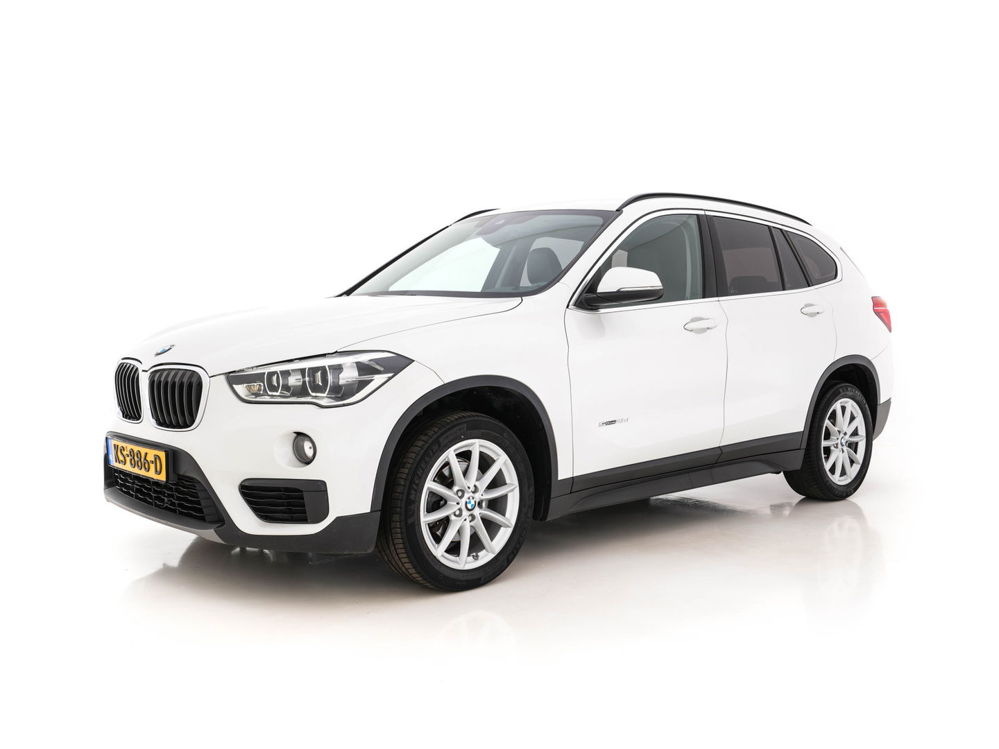 BMW X1 sDrive16d Centennial High Executive *DAKOTA-FULL-LEATHER | NAVI-FULLMAP | HIFI-SOUND | FULL-LED | HUD | DAB | ECC | PDC | CRUISE | COMFORT-SEATS | 17"ALU*
