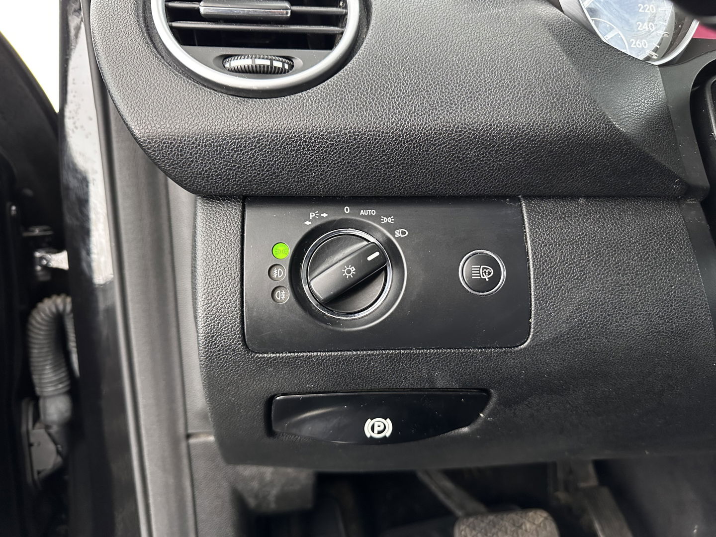 Mercedes-Benz M-Klasse ML 420 CDI (GEARBOX DEFECT) 4 Motion Sport-Pack Aut. *PANO | LUXURY-LEATHER | BI-XENON | NAVI-FULLMAP | KEYLESS | AIRMATIC | CAMERA | TOWBAR | CRUISE | HARMAN/KARDON-AUDIO| MEMORY-PACK | HEATED-COMFORT-SEATS | 19"ALU*