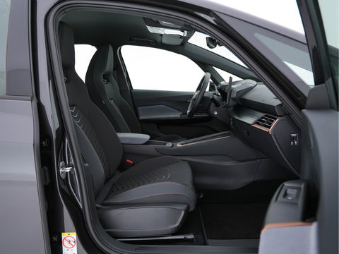 CUPRA Born Adrenaline 62 kWh [ 3-Fase ] (INCL-BTW) *HEAT-PUMP | ADAPTIVE-CRUISE | FULL-LED | MICROFIBRE | SURROUND-VIEW | BLIND-SPOT | KEYLESS | NAVI-FULLMAP | ECC | PDC | DIGI-COCKPIT |  APP-CONNECT | SPORT-SEATS | 19"ALU*