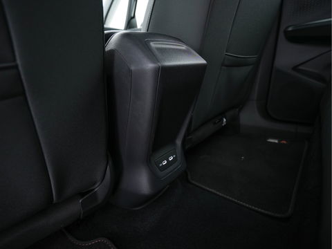 CUPRA Born Adrenaline 62 kWh [ 3-Fase ] (INCL-BTW) *HEAT-PUMP | ADAPTIVE-CRUISE | FULL-LED | MICROFIBRE | SURROUND-VIEW | BLIND-SPOT | KEYLESS | NAVI-FULLMAP | ECC | PDC | DIGI-COCKPIT |  APP-CONNECT | SPORT-SEATS | 19"ALU*