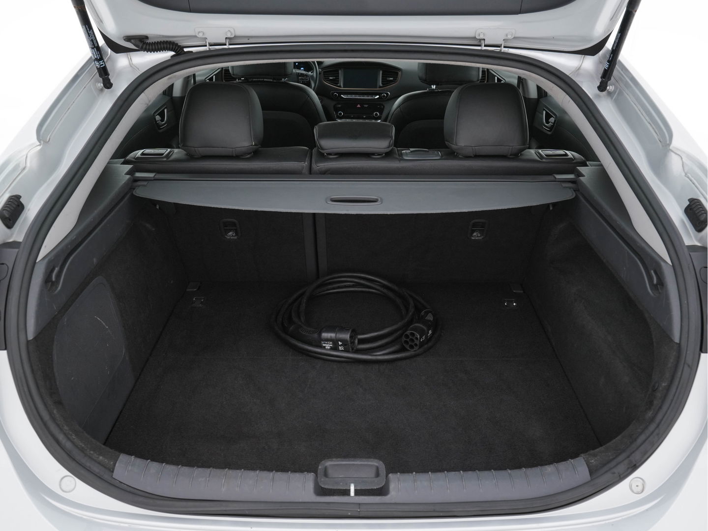 Hyundai IONIQ Comfort EV Aut. *FULL-LEATHER | FULL-LED | INFINITY-AUDIO | NAVI-FULLMAP | CAMERA | LANE-ASSIST | ADAPTIVE-CRUISE | COMFORT-SEATS | 16"ALU*