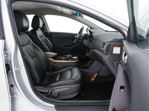 Hyundai IONIQ Comfort EV Aut. *FULL-LEATHER | FULL-LED | INFINITY-AUDIO | NAVI-FULLMAP | CAMERA | LANE-ASSIST | ADAPTIVE-CRUISE | COMFORT-SEATS | 16"ALU*
