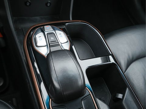 Hyundai IONIQ Comfort EV Aut. *FULL-LEATHER | FULL-LED | INFINITY-AUDIO | NAVI-FULLMAP | CAMERA | LANE-ASSIST | ADAPTIVE-CRUISE | COMFORT-SEATS | 16"ALU*