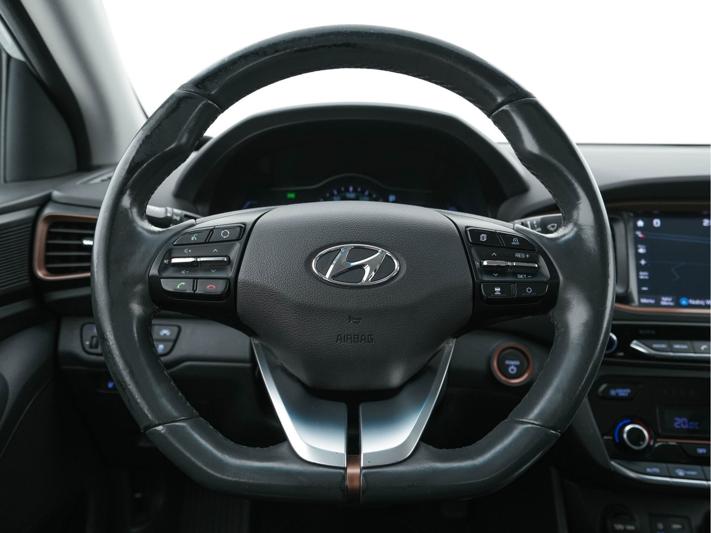 Hyundai IONIQ Comfort EV Aut. *FULL-LEATHER | FULL-LED | INFINITY-AUDIO | NAVI-FULLMAP | CAMERA | LANE-ASSIST | ADAPTIVE-CRUISE | COMFORT-SEATS | 16"ALU*